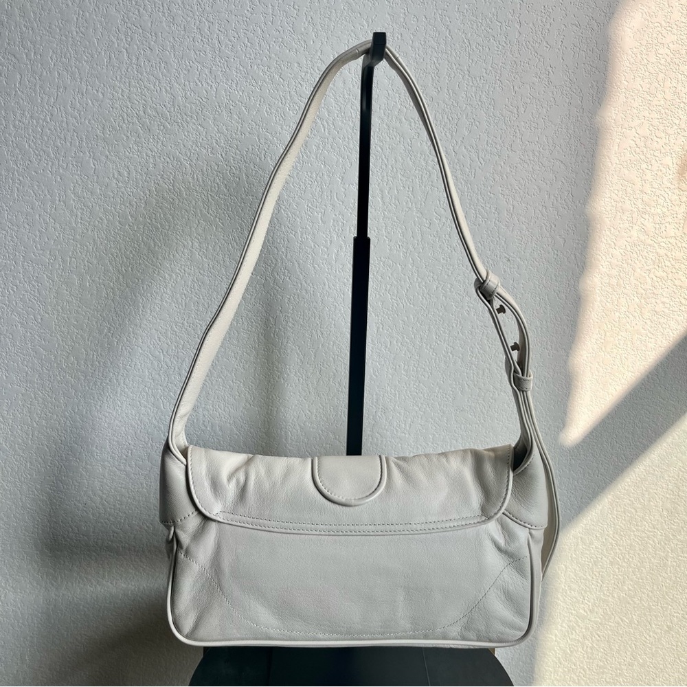 SOLD NEW Gucci White Aphrodite Small Leather Shoulder Bag - Picture 11 of 15